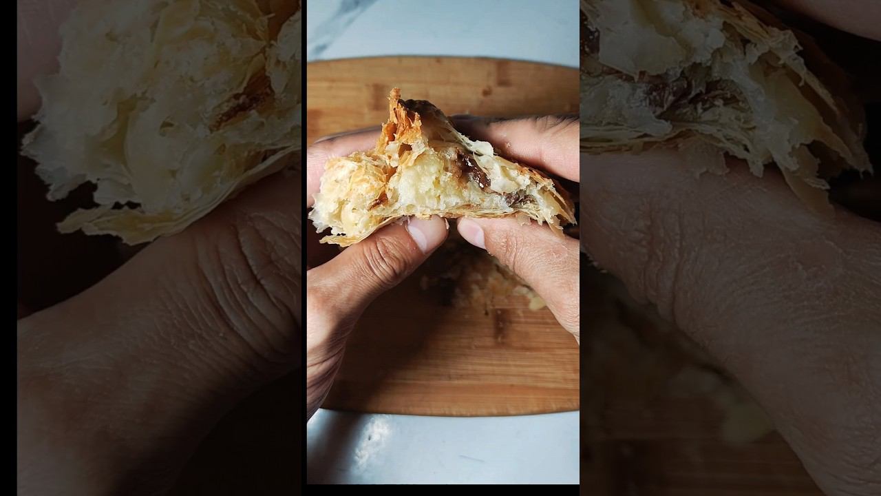 Слойка с бананом и шоколадом #рецепт #кулинария #слойка