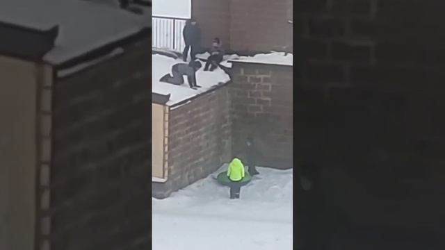 Мощная горка смотреть онлайн