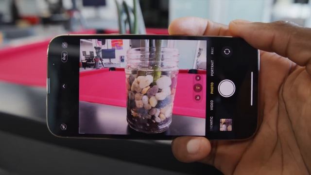 iPhone 13 Unboxing & Impressions! смотреть онлайн