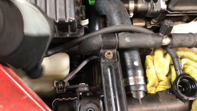 How to change coolant and bleed your cooling system 1999 Honda CRV смотреть онлайн