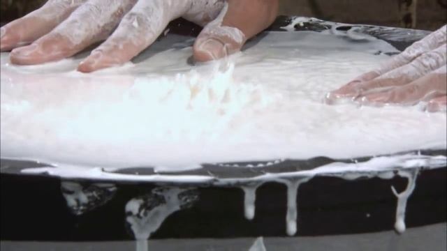 Смесь крахмала и воды www.warpvideo.ru смотреть онлайн