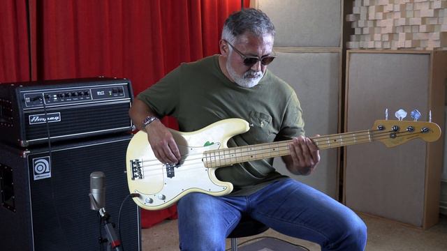 Fender Precision USA смотреть онлайн