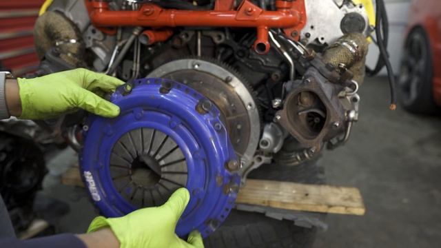 Audi B5 S4 2.7t Flywheel, Clutch and Transmission Install смотреть онлайн