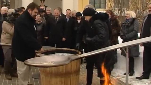 Bez komentāriem: Zatlers lej laimi смотреть онлайн