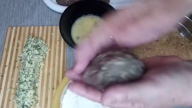 Котлеты с начинкой.Жареные во фритюре. смотреть онлайн