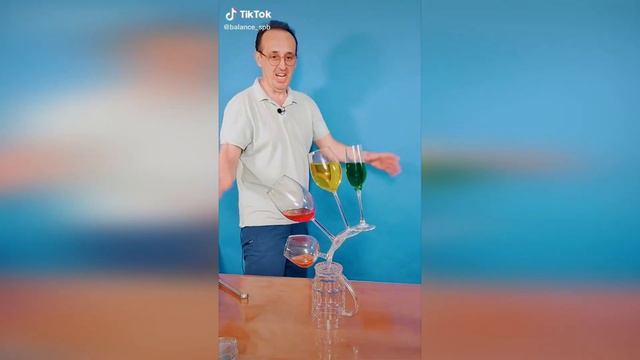 Как течёт вода по шару? смотреть онлайн