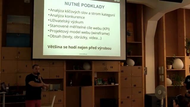 Díl 8: Základy marketingu- Jak vytvořit stránky na WordPressu смотреть онлайн