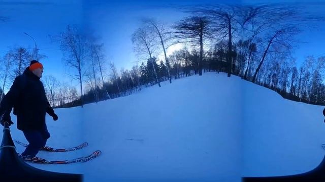 Когда вдруг появляется она... Может, это любоффЪ? (Панорама 360. Gigabyte JOLT DUO)