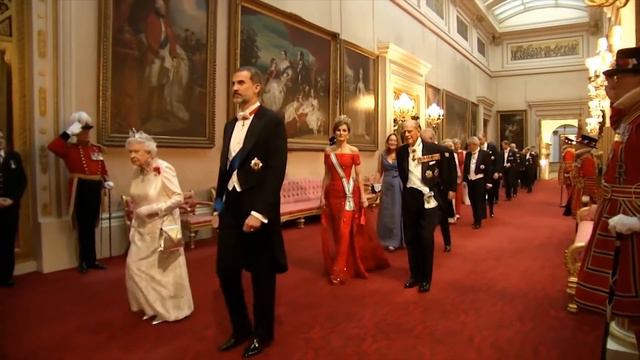 Linguistics Lecture:What is the Royal Spanish Academy? Does it really matter I speak BAD SPANISH RA смотреть онлайн