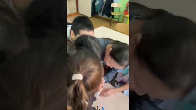 хахаха Pov: когда принесла вкусные маркеры хехе смотреть онлайн