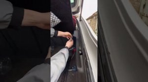 Не закрывается багажник на Шкода суперб,октавия!