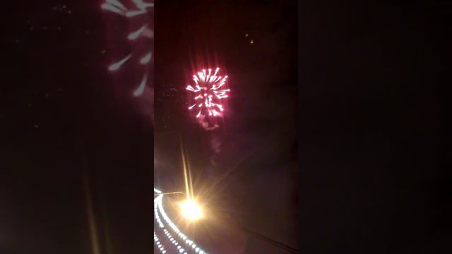 День Города МОСКВЫ !!! Салют парк Горького..2016 смотреть онлайн