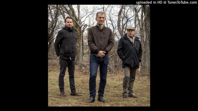 Brad Mehldau Trio - And I love her (live) смотреть онлайн