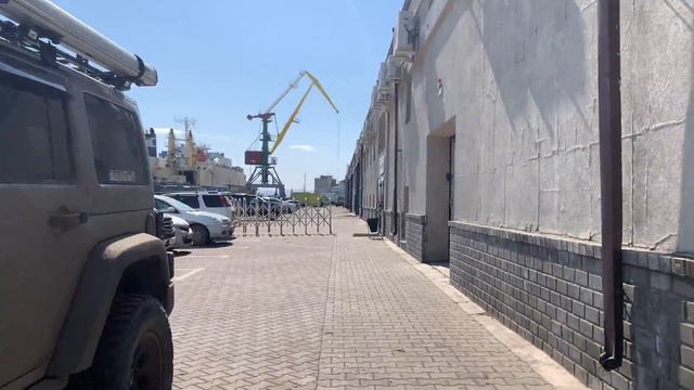 ВЛОГ: ПОШЛИ С ВОВОЙ НА ДЕНЬ РОЖДЕНИЯ ПОДРУГИ смотреть онлайн