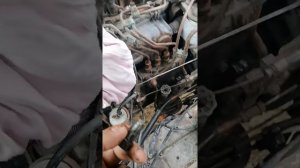 не хватает топлива исузу эльф 4HF1