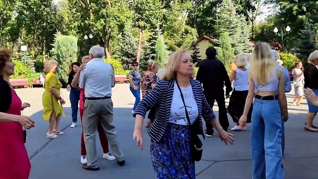 ВЖЕ ВЕСНА КАРПАТИ ВКРИЛА! 15 ИЮЛЯ 2023 ГОДА ТАНЦЫ ХАРЬКОВ УКРАИНА смотреть онлайн