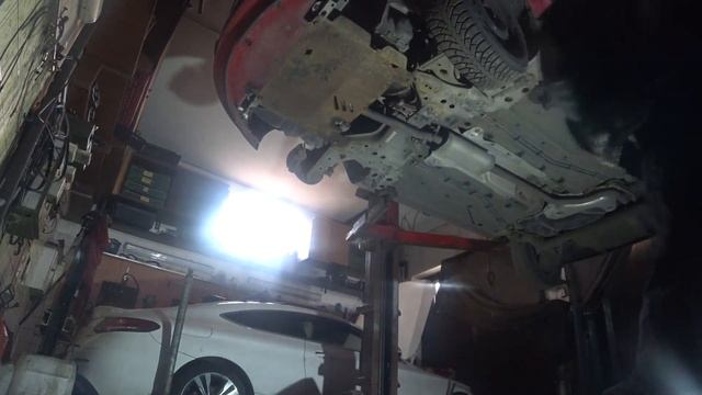 Опель корса,замена сальников полуосей. смотреть онлайн