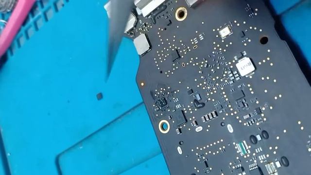 Dim Display Problem solve (Macbook A1466)