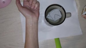 Как сделать татуировку дома с помощью духов и воды?