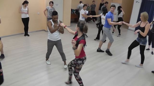 Yoandy Villaurrutia - Bachata 21.11.13 смотреть онлайн