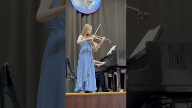 Концерт Кабалевского, 1 часть #shortvideo #скрипка #концерт #shortsyoutube #music #violin #класс смотреть онлайн