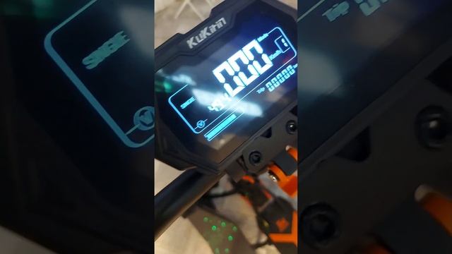 Whizz Electric Scooters Kifissia, Athens, Greec смотреть онлайн