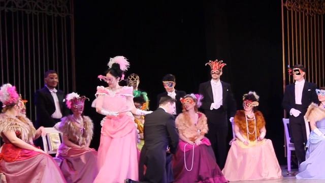 Летучая мышь смотреть онлайн