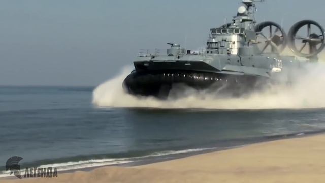 Болотоход ЗУБР - самый большой десантный корабль в мире смотреть онлайн