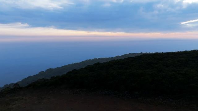 Pendakian Malam & Hujan Demi Surya Kencana yang Sepi (Gunung Gede Part3) смотреть онлайн