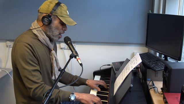 Covering Neil - using the Earthworks SR40V смотреть онлайн