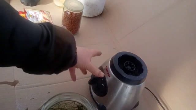 Витаминно минеральная добавка для кур, своими руками. Противопаразитарка. смотреть онлайн