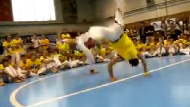 Mundo Capoeira Saint-Petrsburg 2012. Jogo Dos Graduados e Jogo De Iuna смотреть онлайн