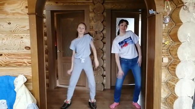 Буратино в масках VALENTINO "против" карантина смотреть онлайн