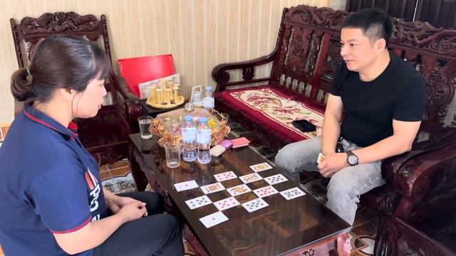 WHITE SNAKE WITH METALLIC COLOR AT CHI LINH HAI DUONG