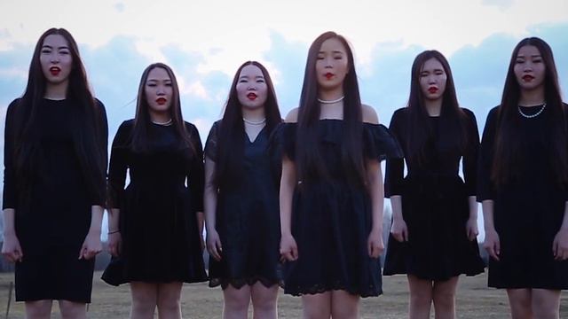 КЛИП "Хатынчаана - Сурэхпэр тыллыбыт сибэкки" смотреть онлайн
