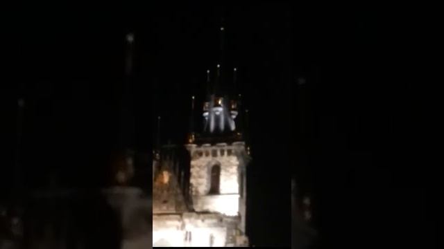 Часы ратуши Староместской площади в Праге смотреть онлайн