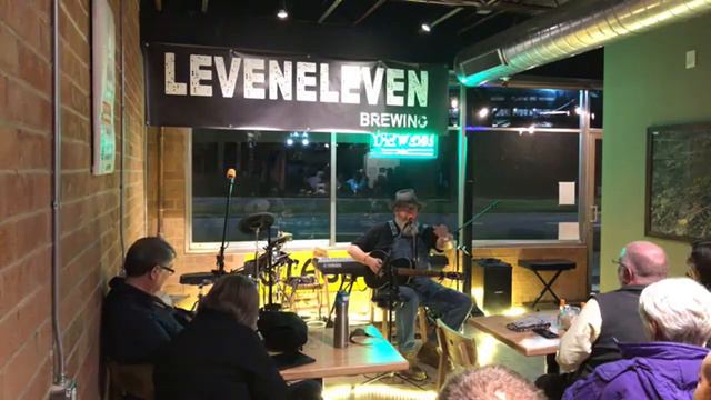Bigdumbhick (Jeff Wall) @ LevenEleven Brewing 11/11/18 смотреть онлайн
