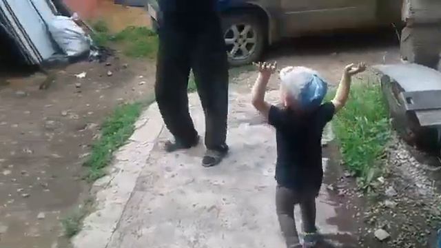 дед с внуком зажигают смотреть онлайн