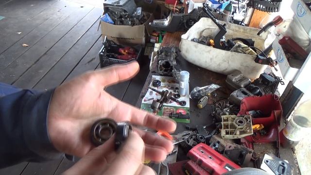 из трех одну HOMELITE 4518 в коллекцию