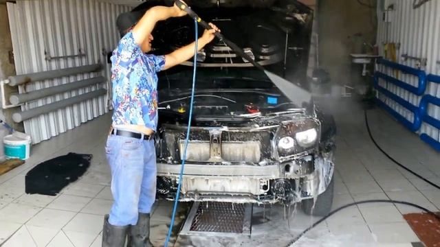 Мойка мотора и радиаторов Дастер, часть 1 ( смываем )