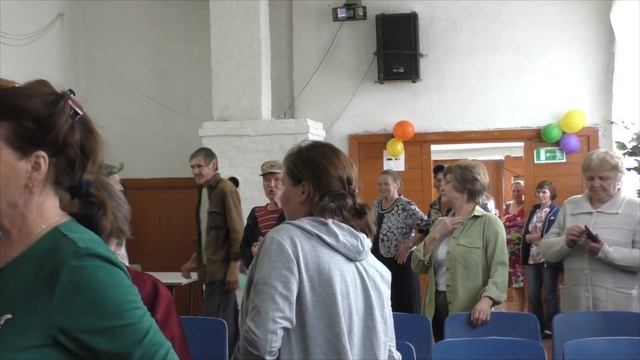 Народ танцует марийский танец / У МУРО проект в Пушкино и Салобеляке смотреть онлайн