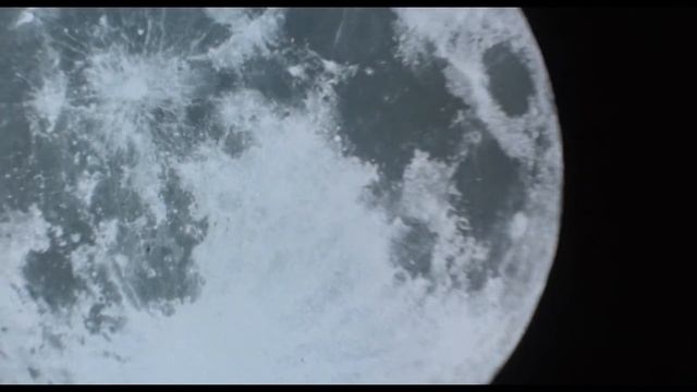 Buena Vista Pictures Distribution, Inc./Amblin Entertainment/Hollywood Pictures (1990)