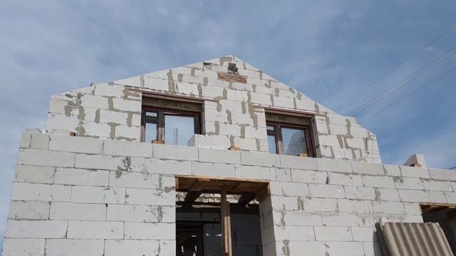 Дачный домик.Кладка газобетона смотреть онлайн