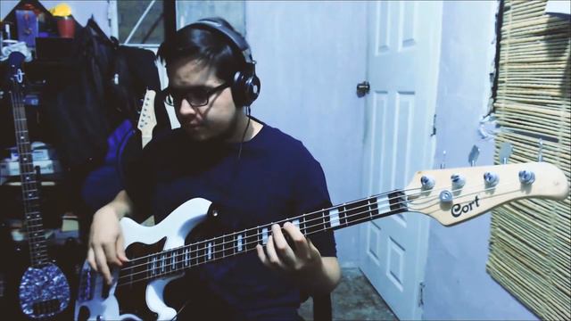 Muse- Uprising - Cover Bass смотреть онлайн