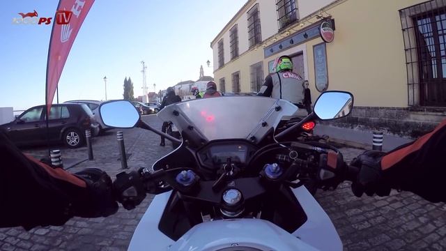 Honda CBR500R Test 2016 | A2 - 48PS Einsteiger Supersportler смотреть онлайн