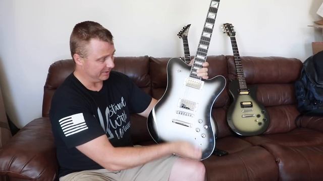 Пройдись со мной по АДУ (зачеркнуто) гитарному магазину. смотреть онлайн