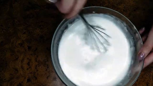 Готовим вкусные блинчики на сыворотке #чтоприготовитьизсыворотки #блюдаизсыворотки #блины смотреть онлайн