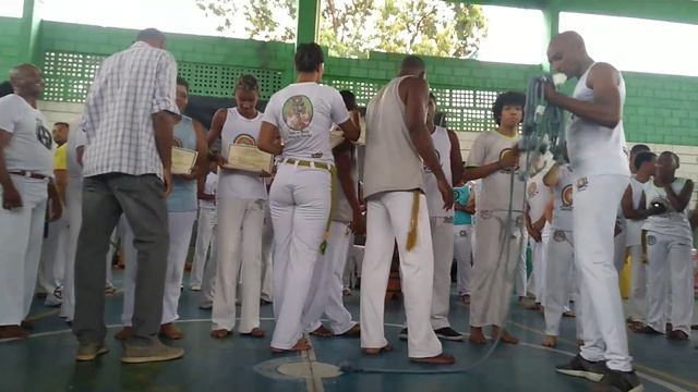 Crislane Seipel - ? Marujinha . Capoeira no ? смотреть онлайн