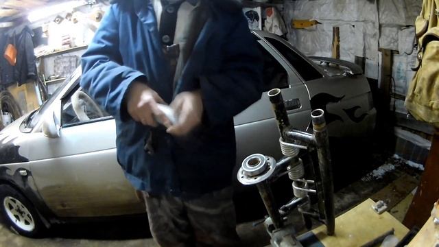 ЗАМЕНА ПОДШИПНИКОВ В КАТКОВОЙ ПОДВЕСКЕ!!! РЕМОНТ КАТКОВ,ГОТОВИМ БУРЛАКА К БОЮ!!! смотреть онлайн