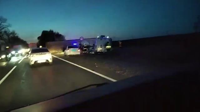ГАИ ДНР помогает автомобилистам (не все мусора мусора) смотреть онлайн